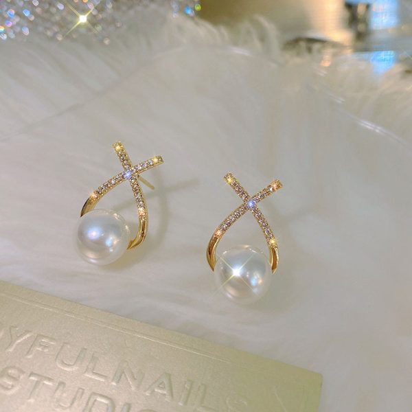 Elegant Golden Cross Pearl Zircon Earings Pearl Stud Earrings Women Personality Fashion Unique Design Earrings