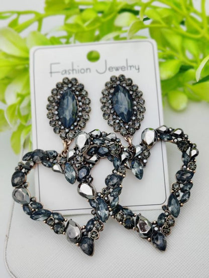 Imported Elegant Heart-shaped Black Crystal Statement Earrings – A True Masterpiece