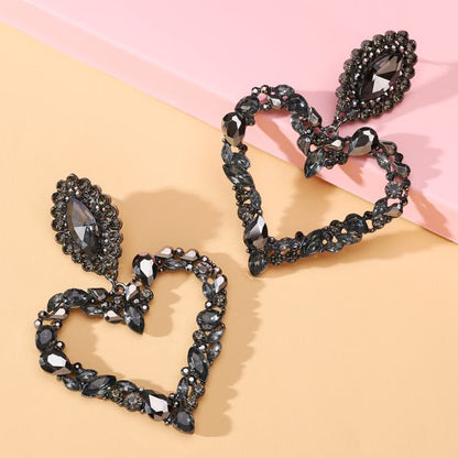 Imported Elegant Heart-shaped Black Crystal Statement Earrings – A True Masterpiece